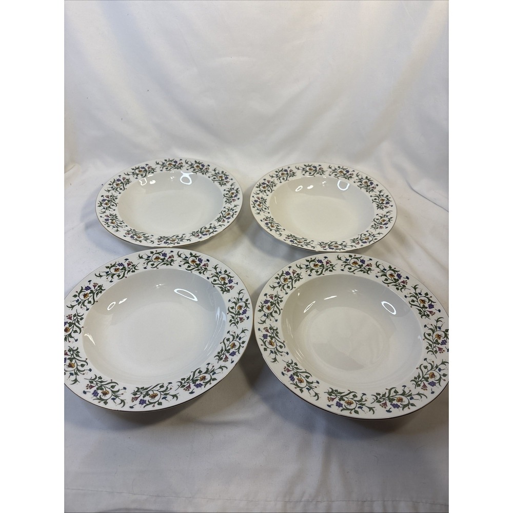 Set Of 4 Farber Ware Ashbury #3088 Claire 2 Large Rim Soup Bowls 9 1/8"